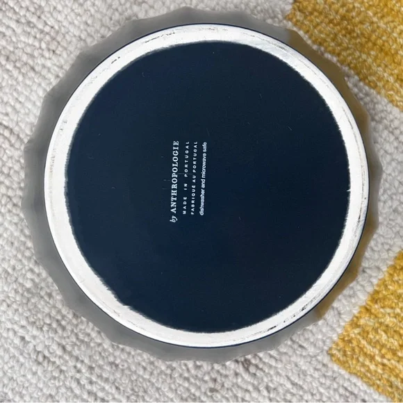 Anthropologie Large Matte Latte Serving Bowl in Black - Picture 3 of 5